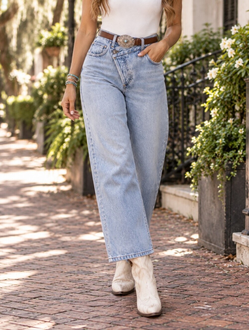 AGOLDE Criss Cross High Rise Light Wash Relaxed Straight Leg Jeans
